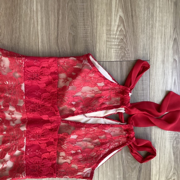 Red long dress - Picture 4 of 6